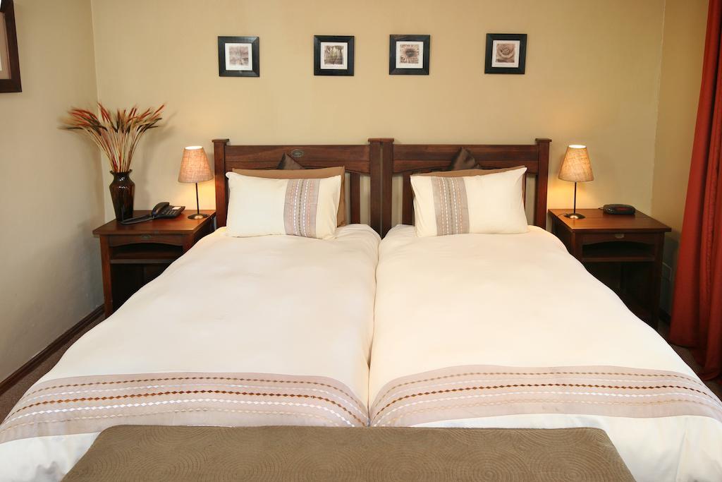 Thatchwood Country Lodge St Francis Bay Esterno foto