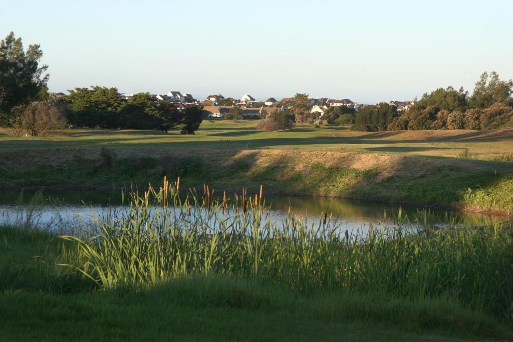 Thatchwood Country Lodge St Francis Bay Esterno foto